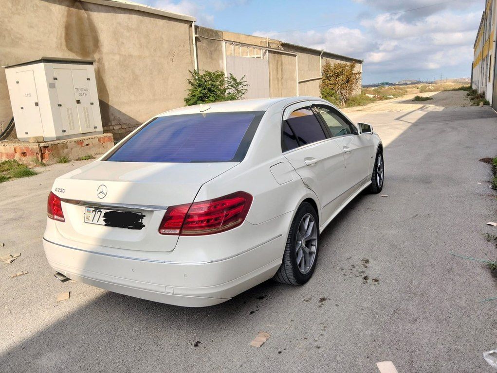 Mercedes E 250, 1.8 L, 2010 il, 265 000 km — Avtomobillər, Bakı (2)