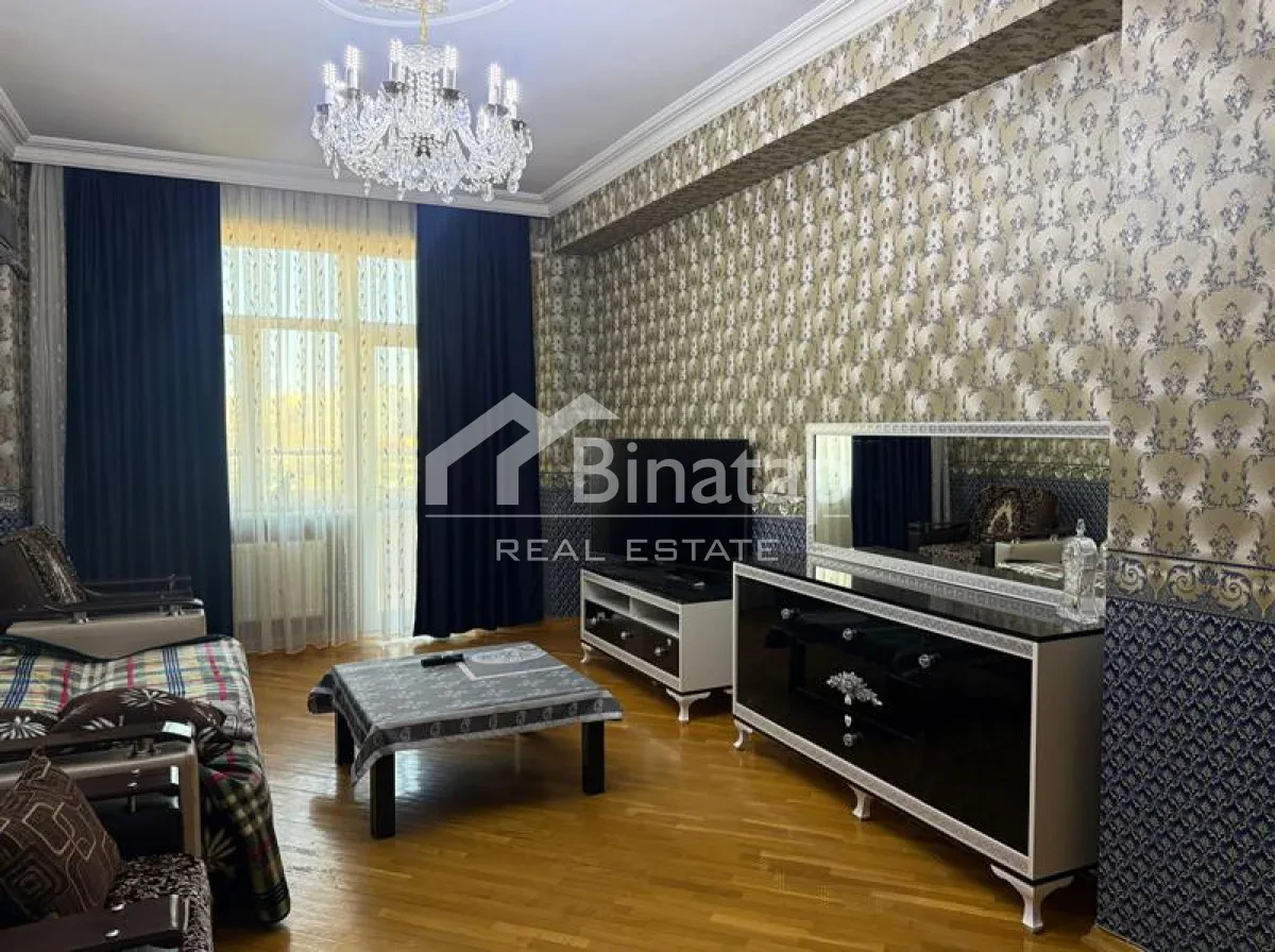 Satılır 3 otaqlı yeni tikili 130 m², 8 Noyabr metrosu, Nəsimi rayonu — Abdullayev Emil