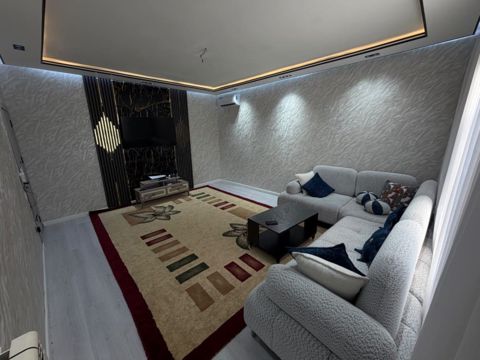 Satılır 3 otaqlı həyət evi/bağ evi 100 m² — 74 000 ₼ · Bakı · Ev, villa Satılır 3 otaqlı həyət evi/bağ evi 100 m² — Bakı