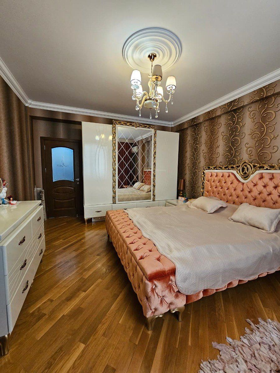 Satılır 3 otaqlı köhnə tikili 114 m² — Mənzil, Bakı (5)