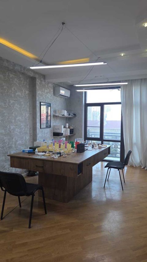 İcarəyə verilir 4 otaqlı yeni tikili 125 m² — Bakı