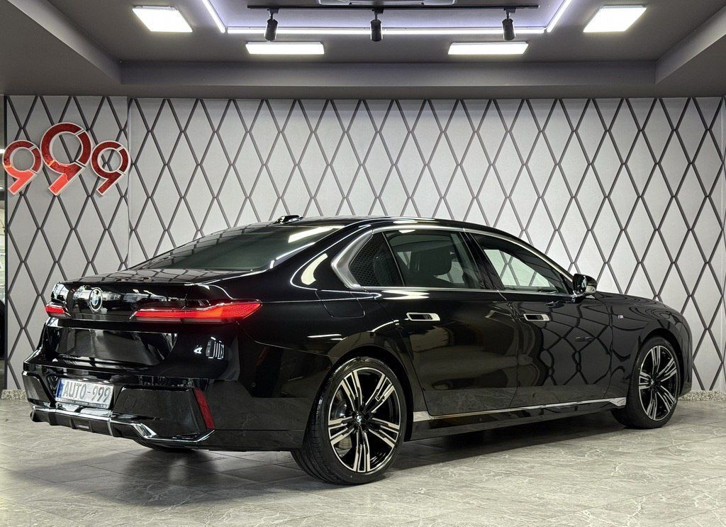 BMW 740, 3.0 L, 2025 il, 6 000 km — Avtomobillər, Bakı (4)