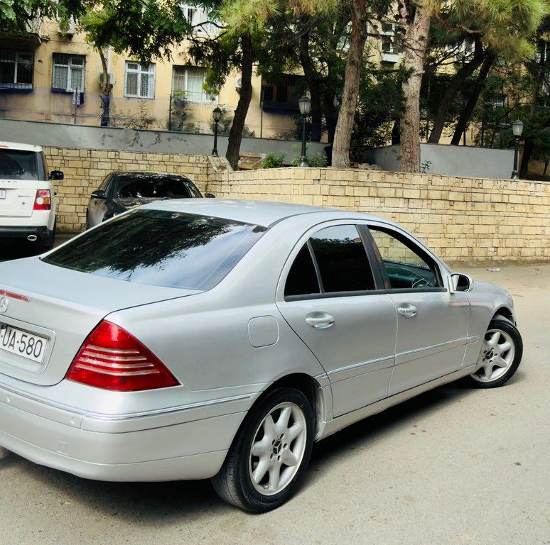Mercedes C 200, 2.0 L, 2001 il, 245 000 km 90-UA-580 — Avtomobillər, Bakı (2)