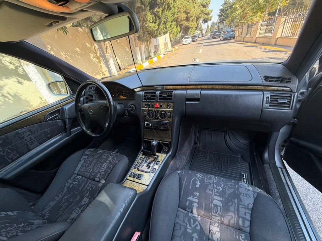 Mercedes E 240, 2.4 L, 1997 il, 384 512 km — Avtomobillər, Bakı (5)