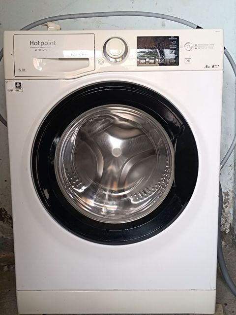 Hotpoint paltaryuyan — Bakı