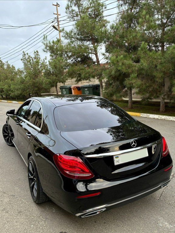 Mercedes E 220 d, 2.0 L, 2018 il, 136 300 km — Avtomobillər, Bakı (8)