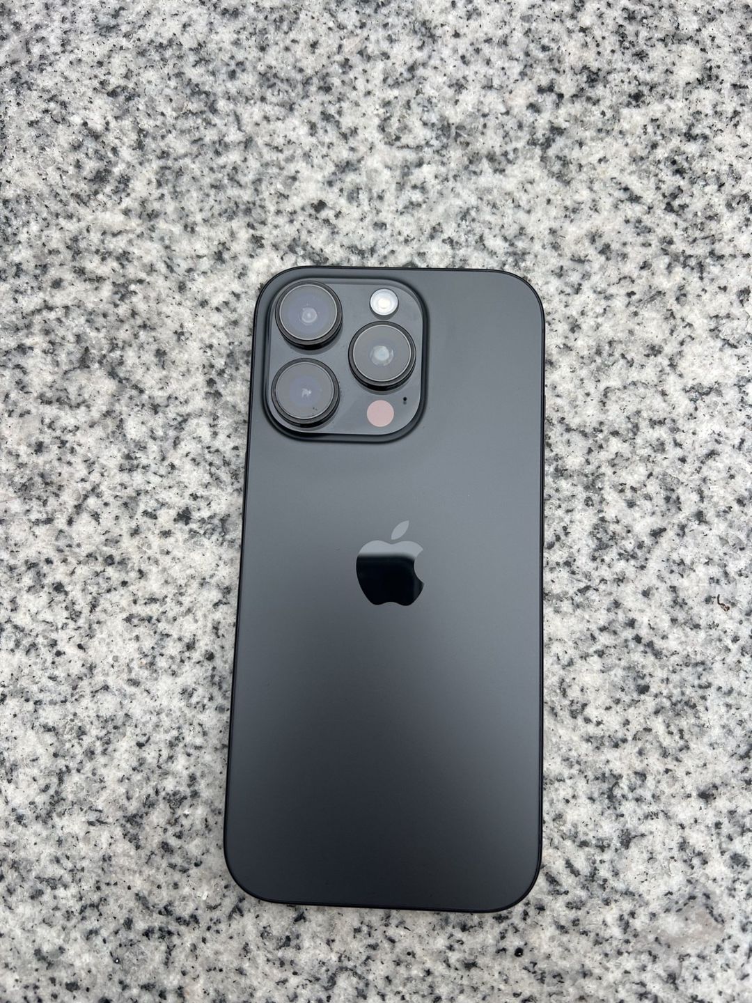 Apple iPhone 16 Pro Black Titanium 128GB/8GB — Smartfonlar, Bakı (4)