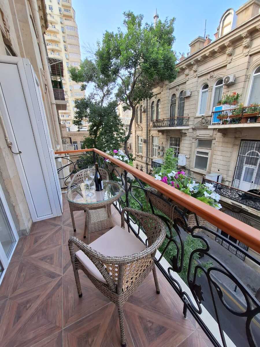 İcarəyə verilir 2 otaqlı köhnə tikili 80 m² — Mənzil, Bakı (12)