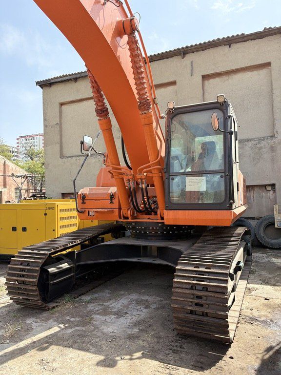 Tırtıllı Ekskavator "Lonkıng CDM6306", 2025 il — İnşaat texnikası, Bakı (3)