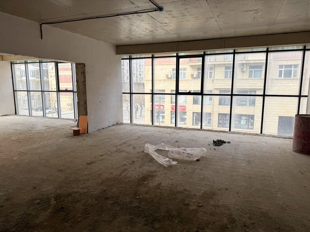 İcarəyə verilir obyekt 215 m² — Əmlak, Bakı