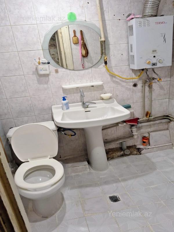 Satılır 2 otaqlı Bina evi menzil (Köhnə tikili), 60 m², Binəqədi rayonu — Mənzil, Bakı (5)