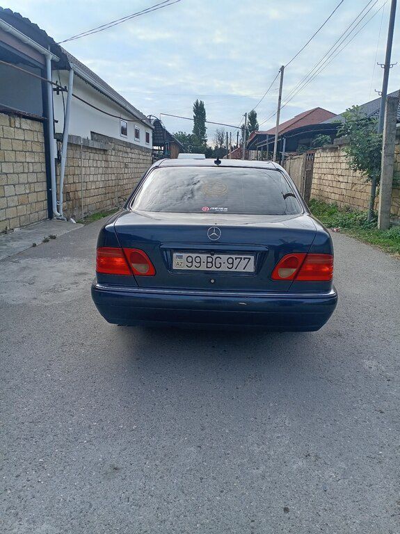 Mercedes E 240, 2.4 L, 1997 il, 360 000 km 99-BG-977 — Avtomobillər, Xudat (4)
