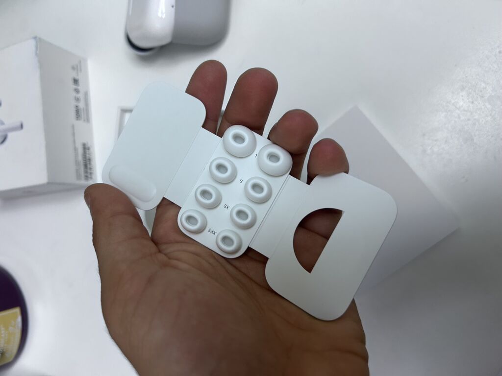 Airpods pro 3 noqte cizigsiz resmi magazadan alinib beyenilmeyib geri — Qulaqcıqlar, Bakı (5)