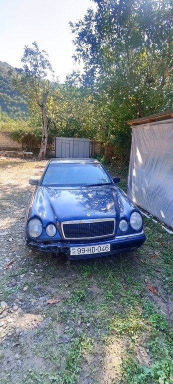 Mercedes E 280, 2.8 L, 1999 il, 613 585 km — 6 700 ₼ · Şəki · Avtomobillər Mercedes E 280, 2.8 L, 1999 il, 613 585 km — Şəki