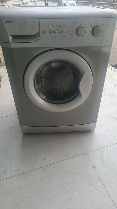 Beko önyükləməli paltaryuyan maşın - Rəng: gümüşü/metallic - Enerji — Bakı