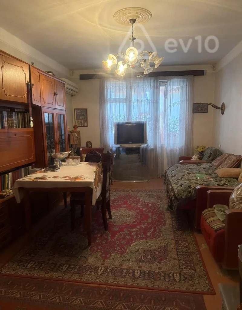 4 otaqlı mənzil, 100 m², Babək pr — 185 000 ₼ · Bakı · Mənzil 4 otaqlı mənzil, 100 m², Babək pr — Bakı