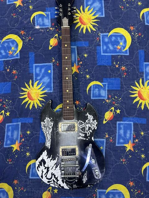 Əl işi, özəl hazırlanmış gitara - unikal alət Əl işi olan, özəl — Bakı