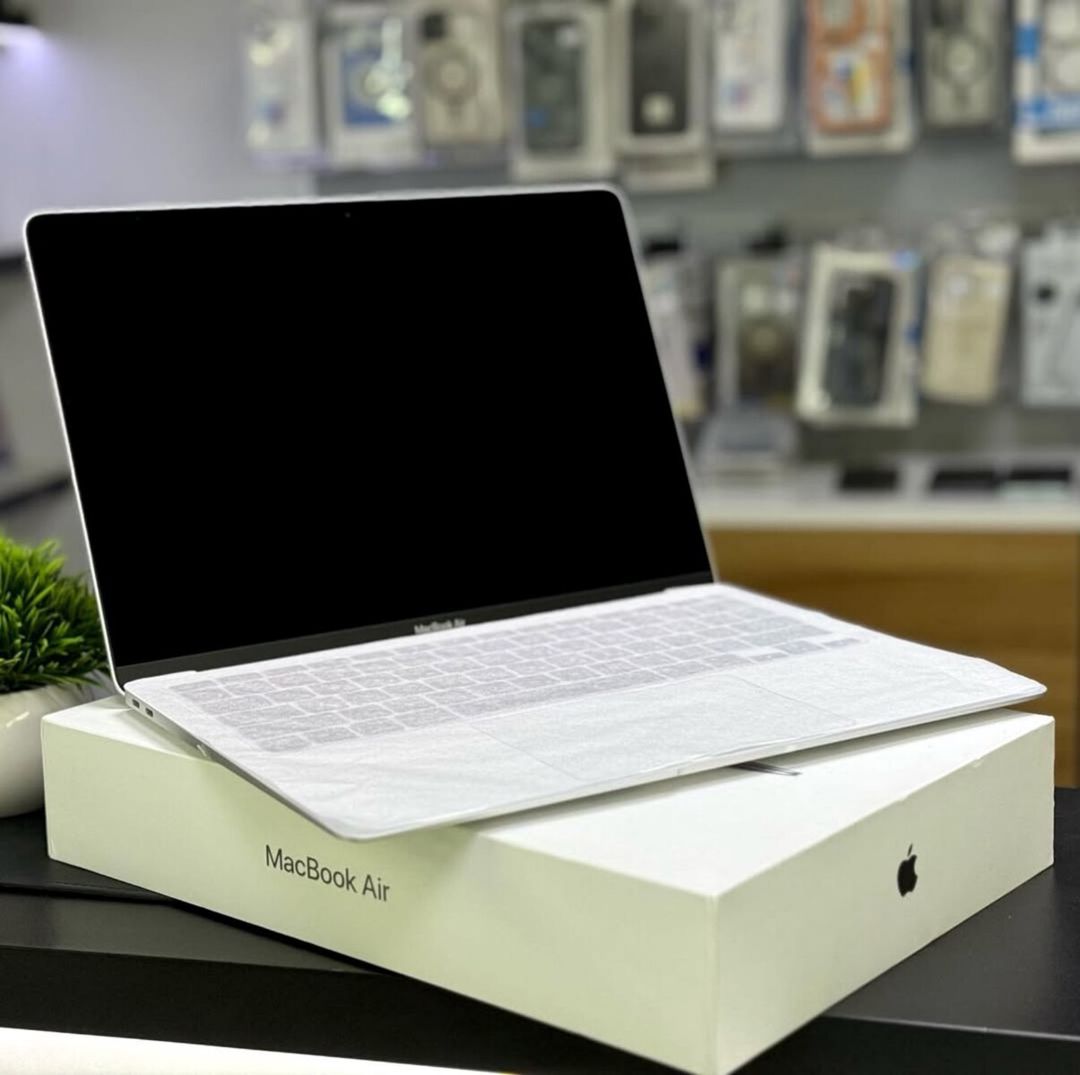 Apple MacBook M1 8/256 GB 13-İnch — Noutbuklar, Bakı (2)
