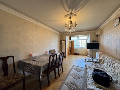 Satılır 3 otaqlı köhnə tikili 65 m² — Bakı