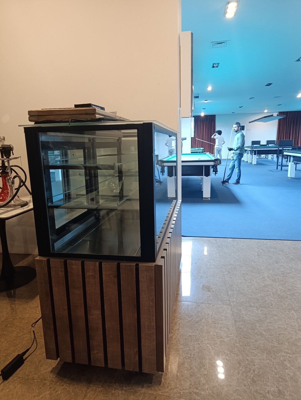 Şüşəli soyuducu-vitrin - Kafe, restoran, qənnadı və marketlər üçün — Soyuq vitrini, Bakı (3)