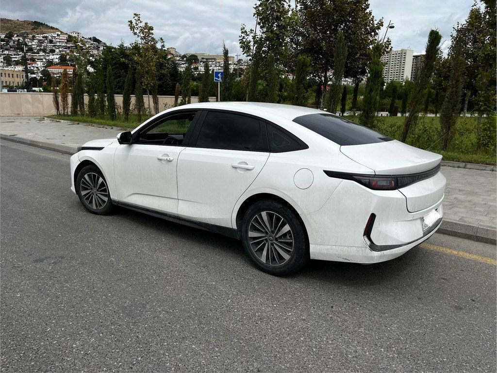Changan Qiyuan A05, 1.5 L, 9.07 kWh, 2025 il, 86 000 km — Avtomobillər, Bakı (4)