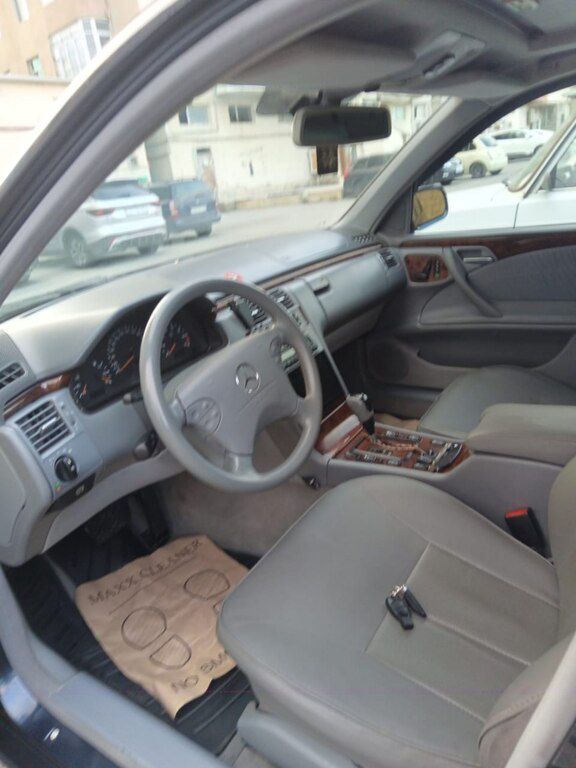 Mercedes E 320, 3.2 L, 2000 il, 395 000 km 99-DV-523 — Avtomobillər, Bakı (7)