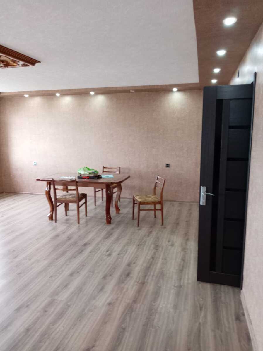 Satılır 5 otaqlı köhnə tikili 96 m² — Mənzil, Gəncə (6)
