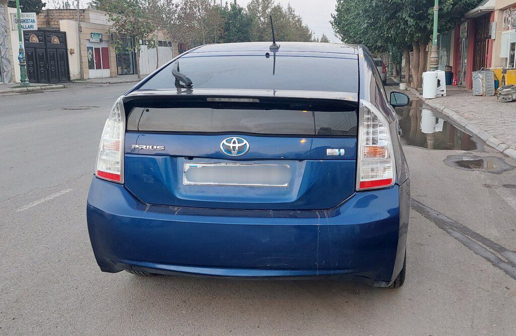 Toyota Prius, 1.8 L, 1.3 kWh, 2010 il, 327 000 km — Avtomobillər, Cəlilabad (2)