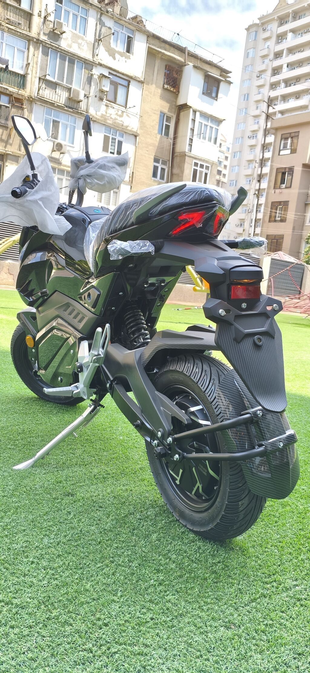 Kreıt VAR Elektrik motosiklet – şəhər üçün premium dizayn və — Motosikletlər, Bakı (4)