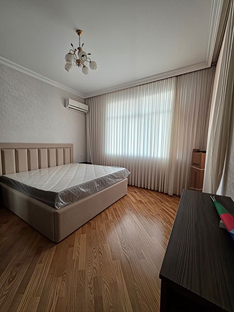 İcarəyə verilir 3 otaqlı yeni tikili 130 m² — Bakı