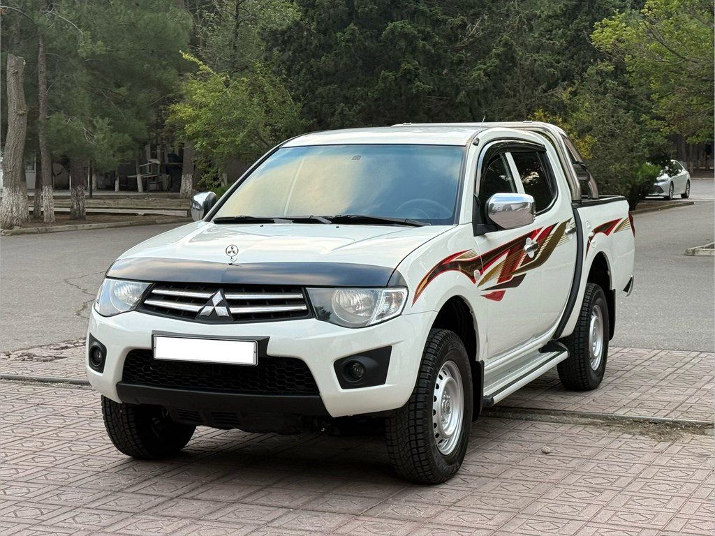 Mitsubishi L200, 2.5 L, 2012 il, 196 000 km — Avtomobillər, Bakı