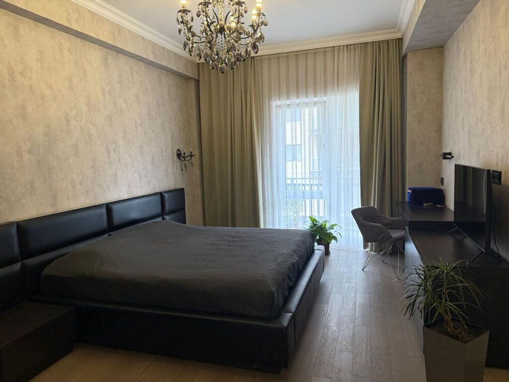 Ağ Şəhərdə 2 otaqlı premium mənzil kirayə Ünvan: Qarabağ Atları — Mənzil, Bakı (3)
