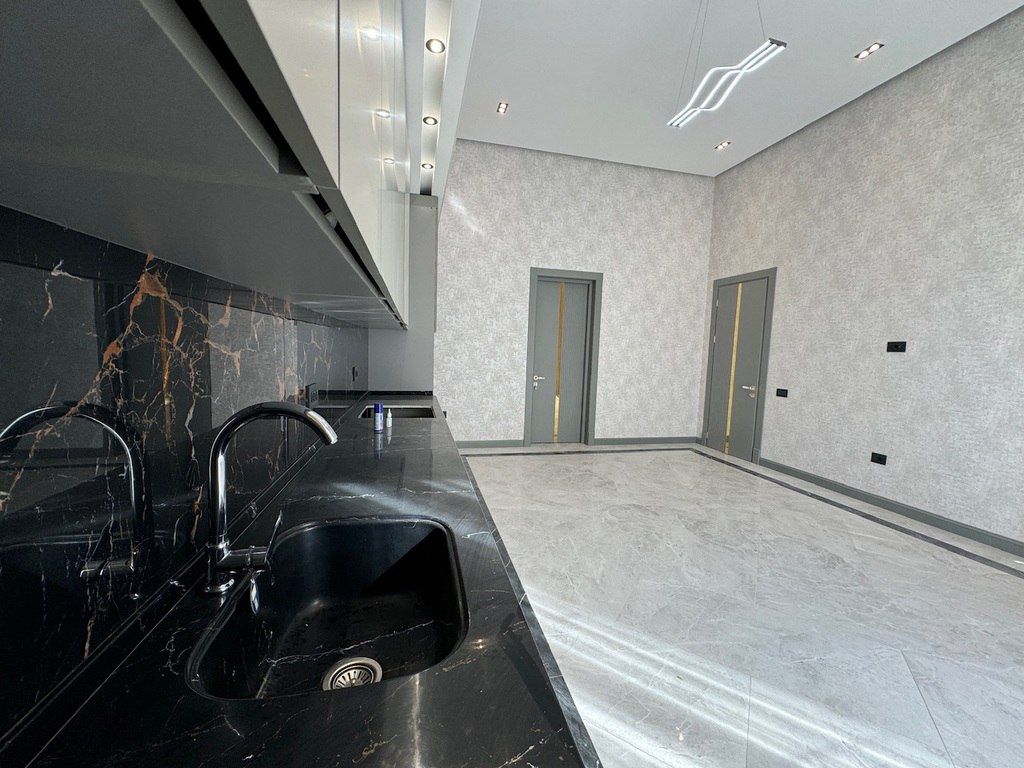 Satılır 6 otaqlı həyət evi/bağ evi 380 m² — Ev, villa, Bakı (12)