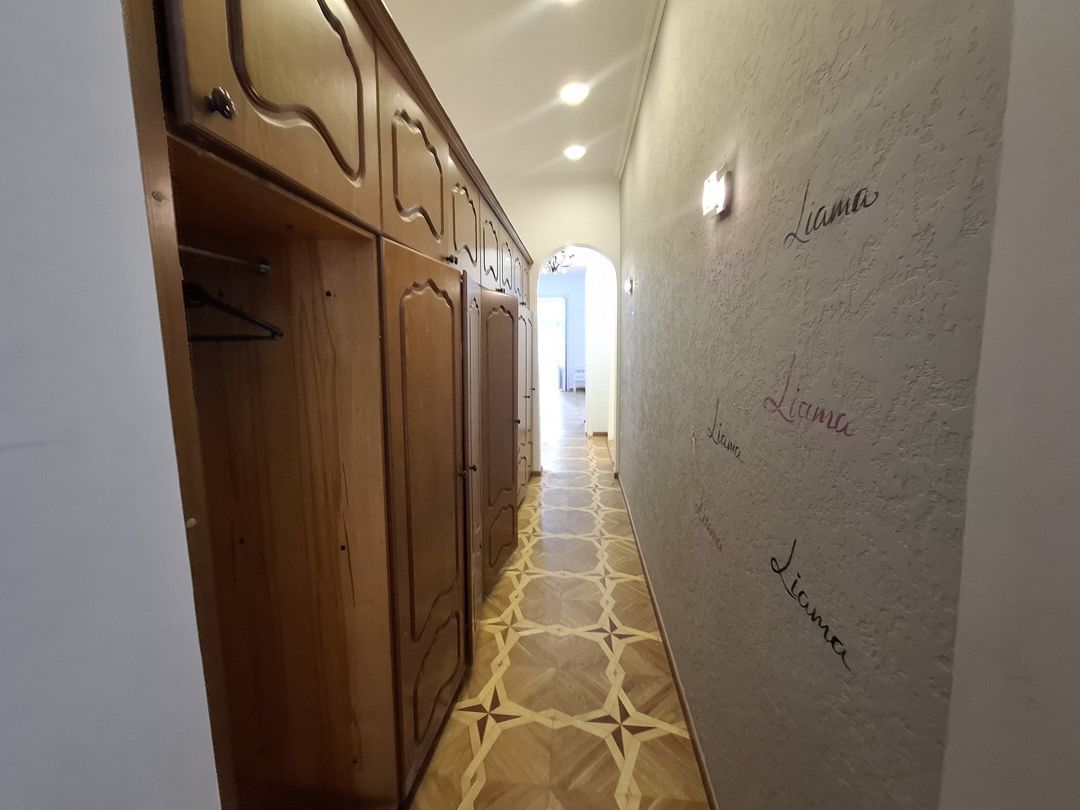 Satılır 4 otaqlı köhnə tikili 105 m² — Mənzil, Bakı (10)