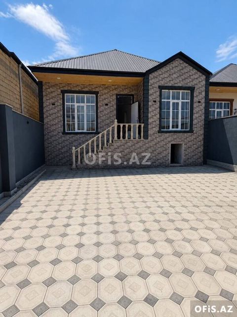 Həyət evləri Satılır Sumqayıt, Saray midanin yaninda heyet evi satilir, 4 otaq, 130 m² — Sumqayıt