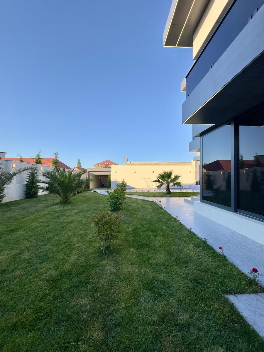 Satılır 5 otaqlı həyət evi/bağ evi 300 m² — Ev, villa, Bakı (8)