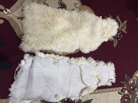 Təbii qoyun dərisindən (yundan) iki ədəd kürk oturacaq örtüyü/sadak — Ağdam