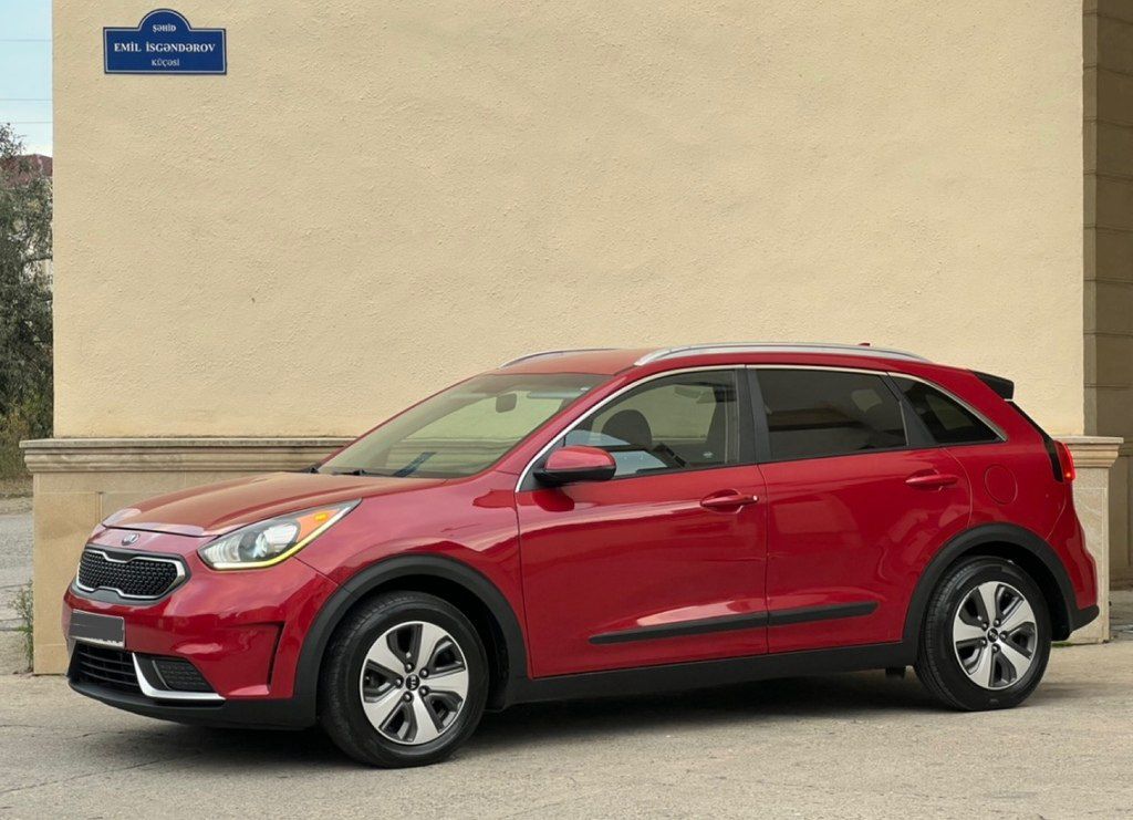Kia Niro, 1.6 L, 1.56 kWh, 2017 il, 170 000 km — Avtomobillər, Sumqayıt (3)