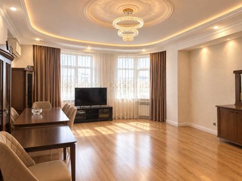 Satılır 3 otaqlı yeni tikili 130 m² — Bakı