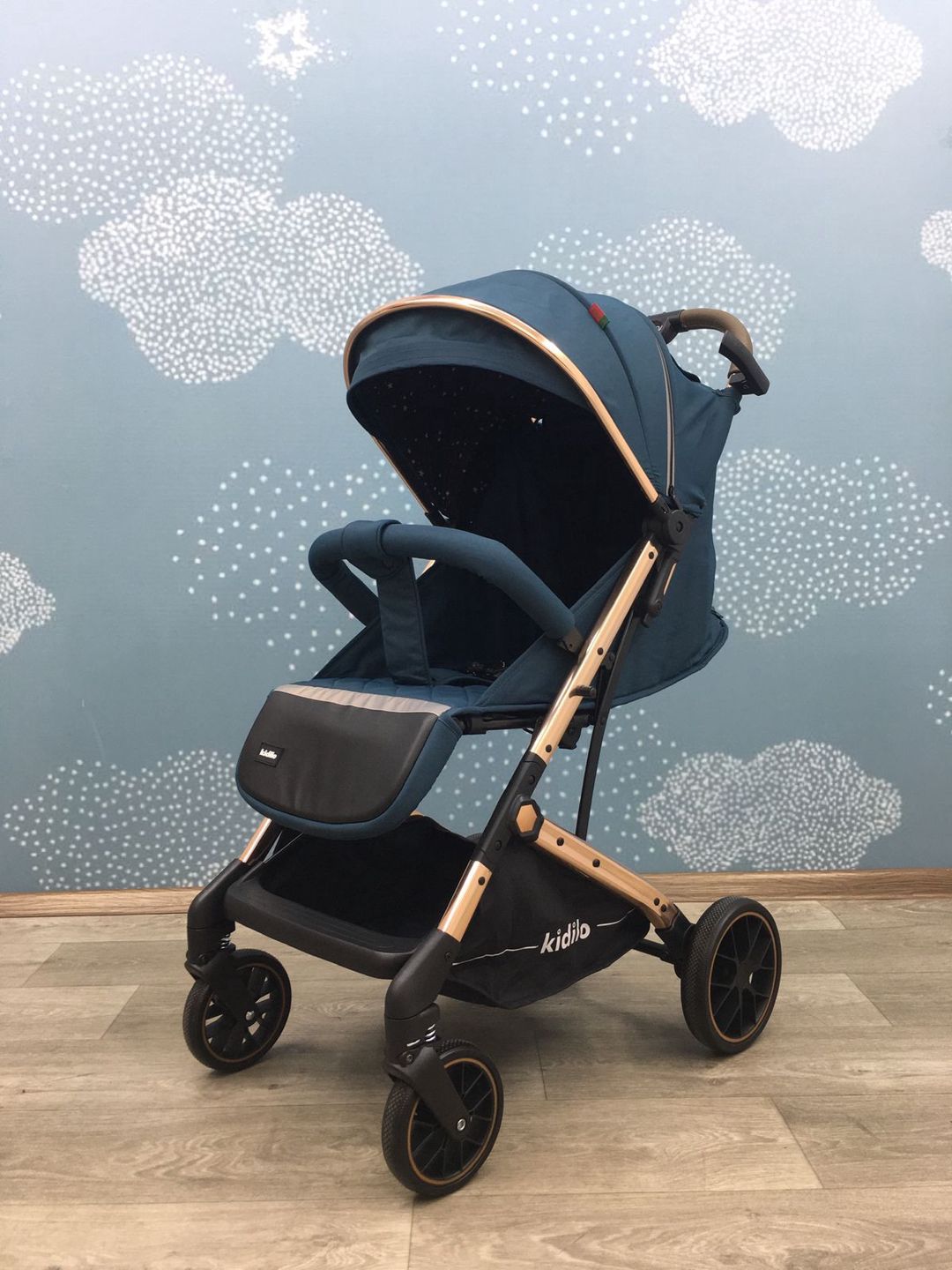 Uşaq arabası Kidilo ATN-96 — Mallar, Bakı