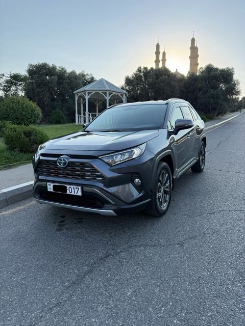 Toyota RAV4, 2.5 L, 1.6 kWh, 2021 il, 58 000 km — Bakı