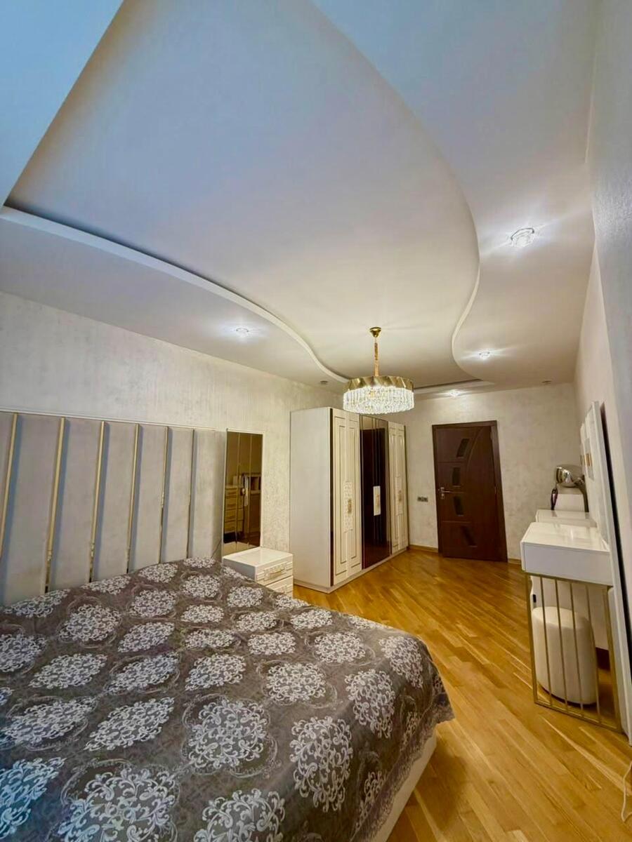 Satılır 3 otaqlı yeni tikili 140 m² — Mənzil, Bakı (4)