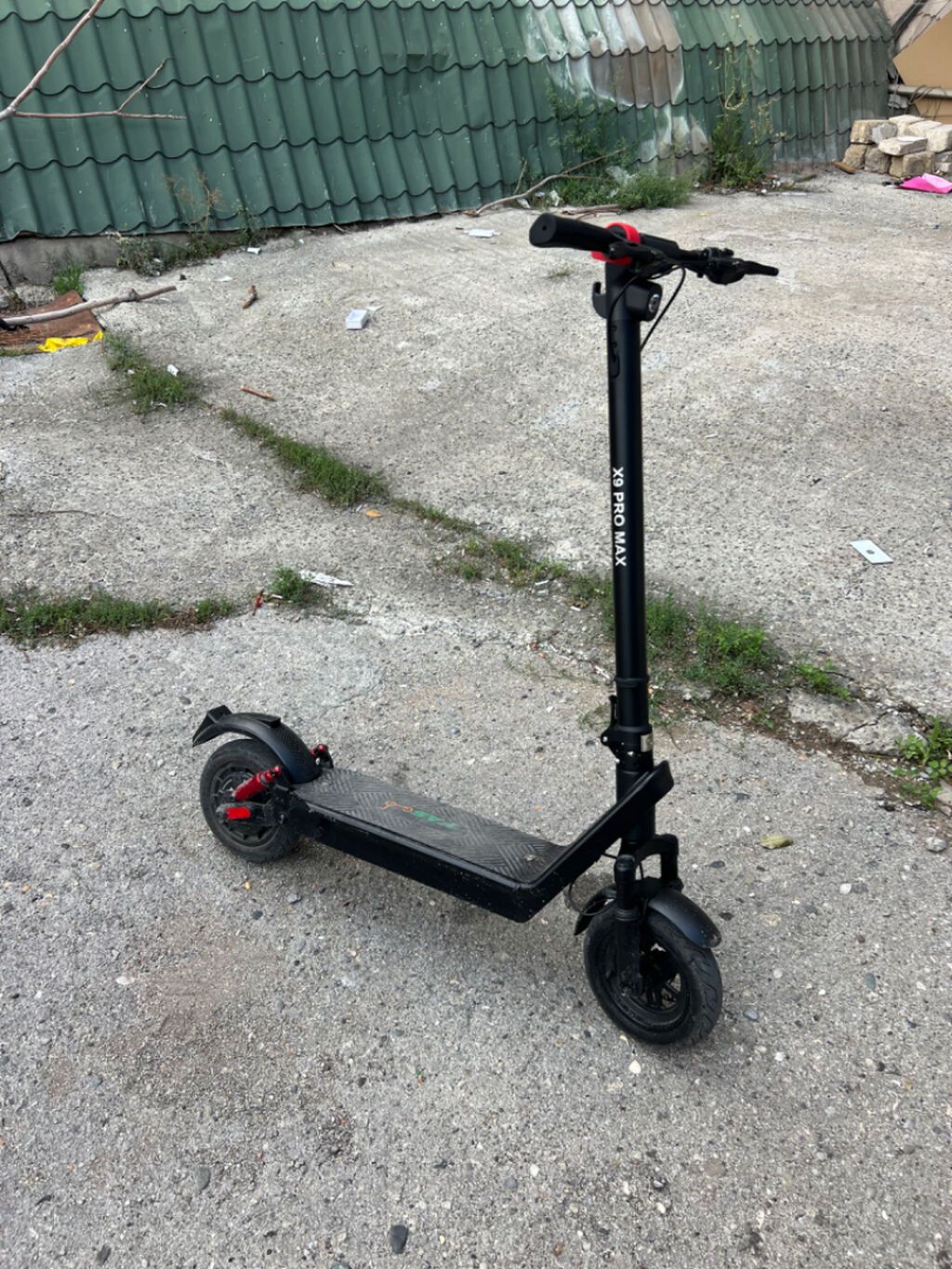 10 gundu alinib alish senedide var. x9 pro max madeldi.70 km mesafe — Mopedlər və skuterlər, Bakı (2)