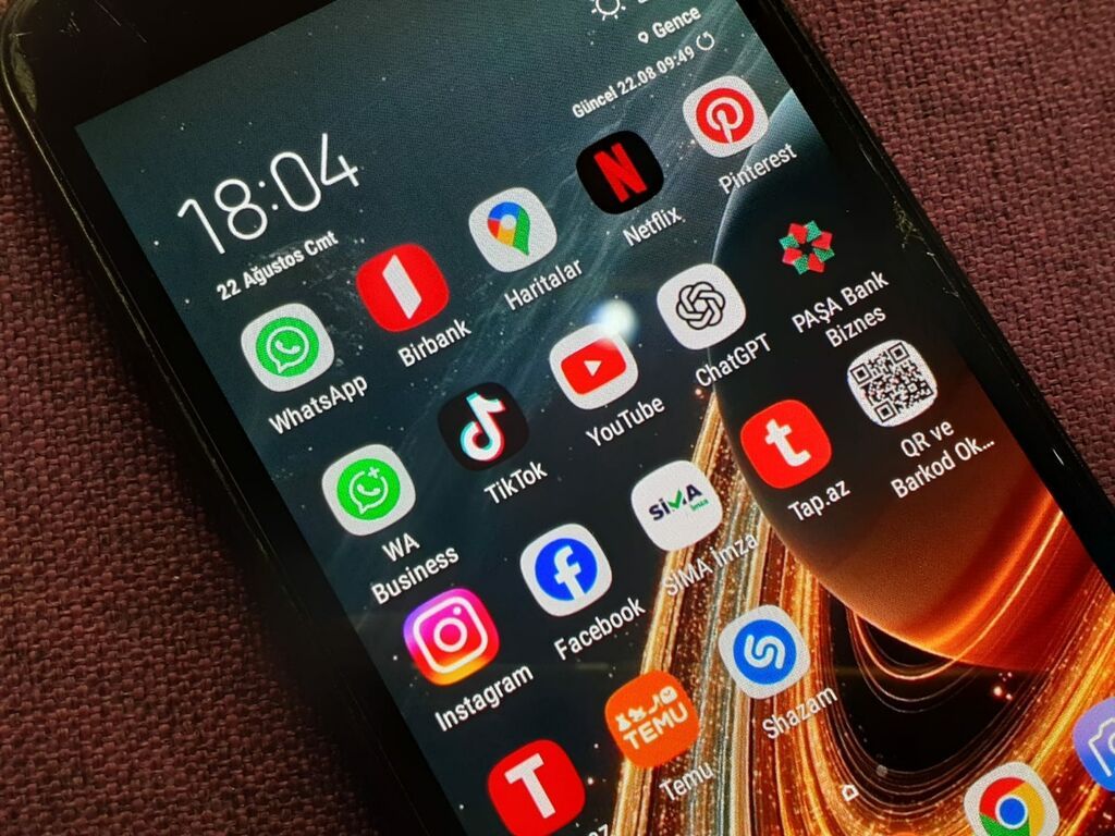 Samsung Galaxy J2 Pro 2018, 16 GB, rəng - Qara, Zəmanət, Düyməli, Sensor — Samsung, Gəncə (2)