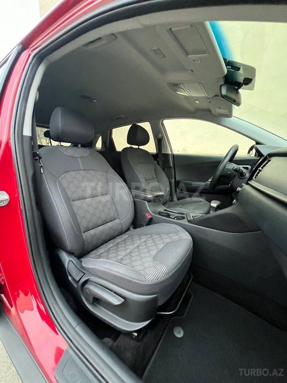 Kia Niro, 1.6 L, 1.56 kWh, 2017 il, 170 000 km — Avtomobillər, Sumqayıt (12)