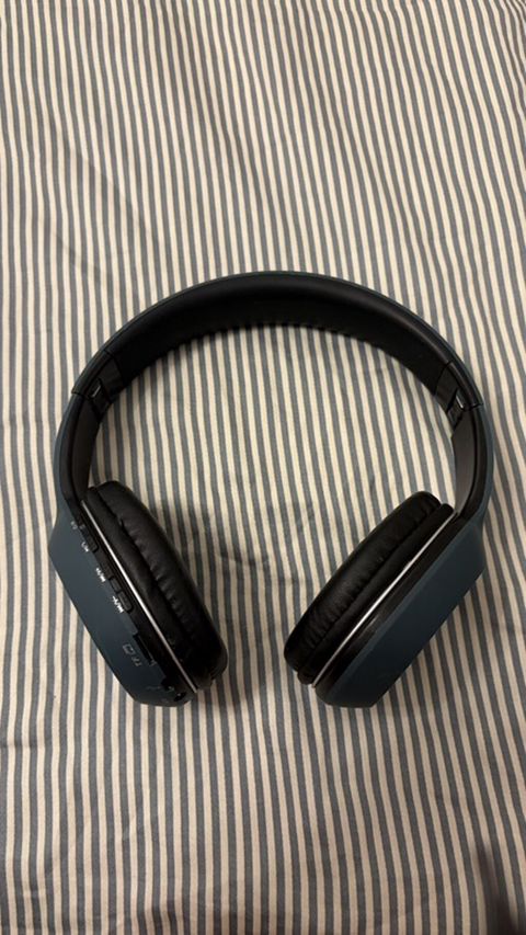 Bluetooth qulaqlıq – qatlanan, over-ear dizayn - Simsiz bağlantı — Bakı