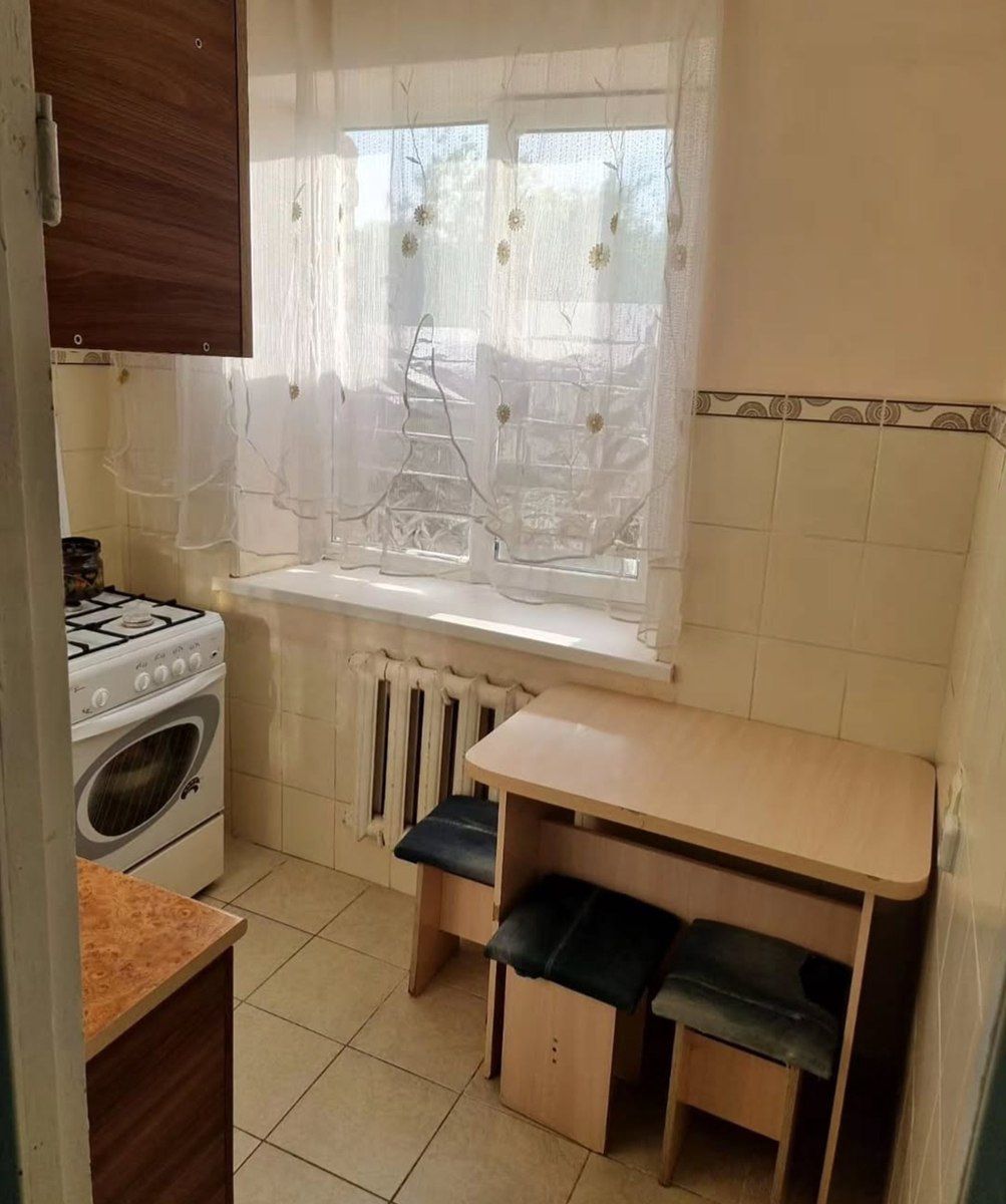 İcarəyə verilir 1 otaqlı köhnə tikili 36 m² — Mənzil, Bakı (4)