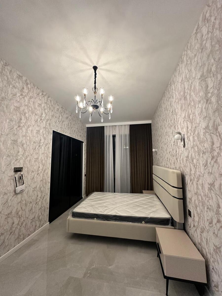 Satılır 4 otaqlı həyət evi/bağ evi 250 m² — Ev, villa, Bakı (12)