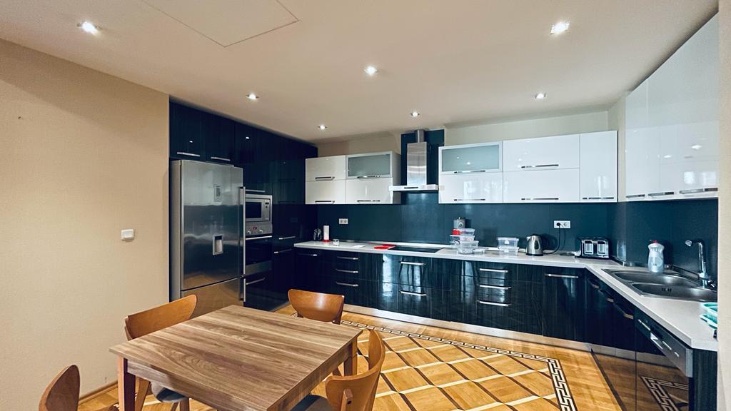 İcarəyə verilir 3 otaqlı yeni tikili 180 m² — Mənzil, Bakı (5)