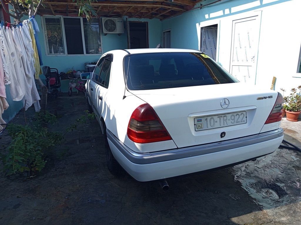 Mercedes C 250, 2.5 L, 1995 il, 880 000 km 10-TR-922 — Avtomobillər, Beyləqan (2)